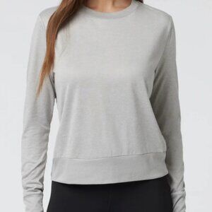 Vuori Daydream crew long sleeve top silver Medium M